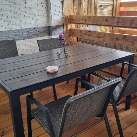 Διαμέρισμα Modern Eingerichtete 3-zi-ferienwohnung Zu Vermieten Löffingen